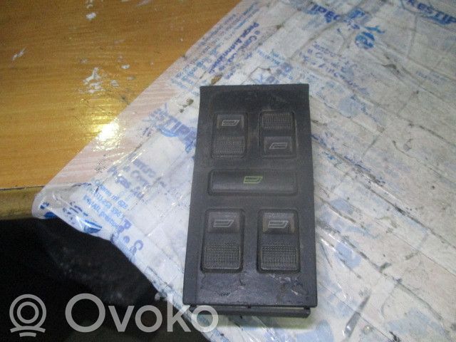 Opel Combo D Electric window control switch 