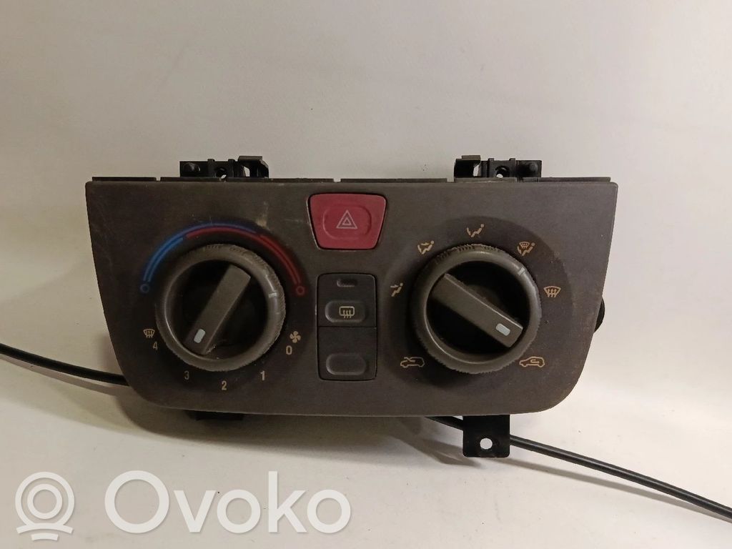 Climate control unit   158640100