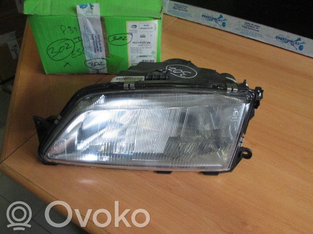Headlight/headlamp   085594