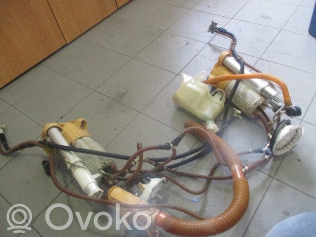 Audi A8 S8 D2 4D Bomba interna de combustible 