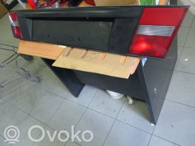 Lancia Delta Third/center stoplight 