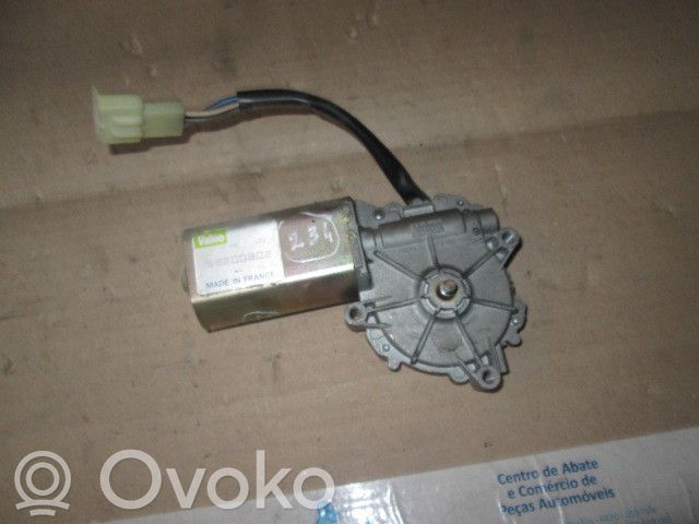 Wischermotor Heckscheibe   53200802