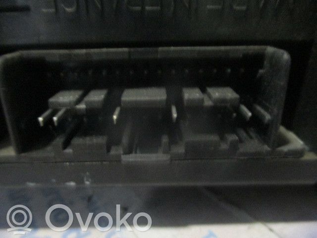 Variklio valdymo blokas   7700784711,0P
