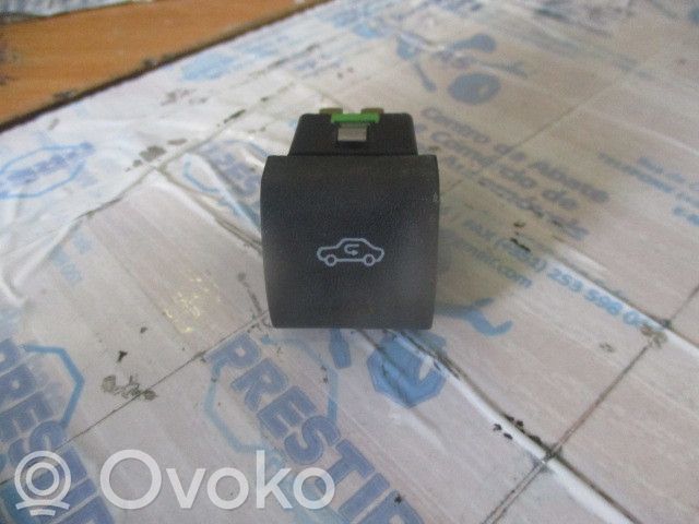 Air conditioning (A/C) switch   90508567