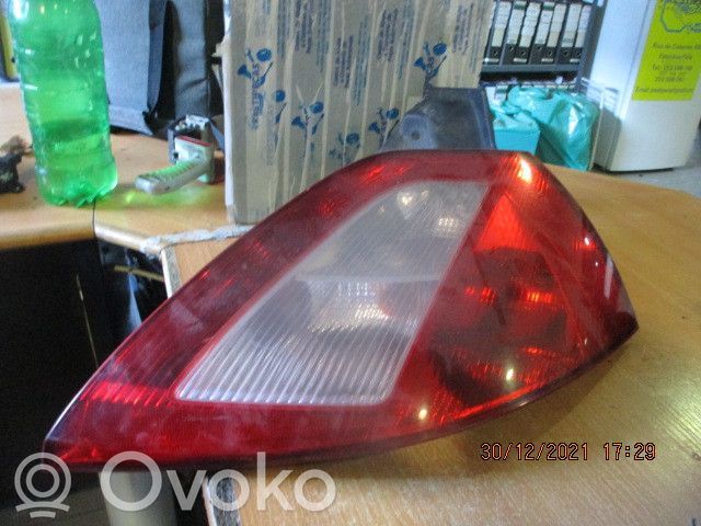 Takavalot   8200073237E