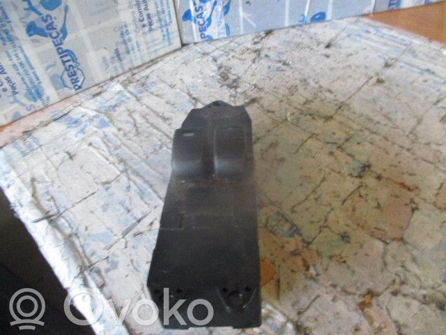 Daewoo Nubira Electric window control switch 