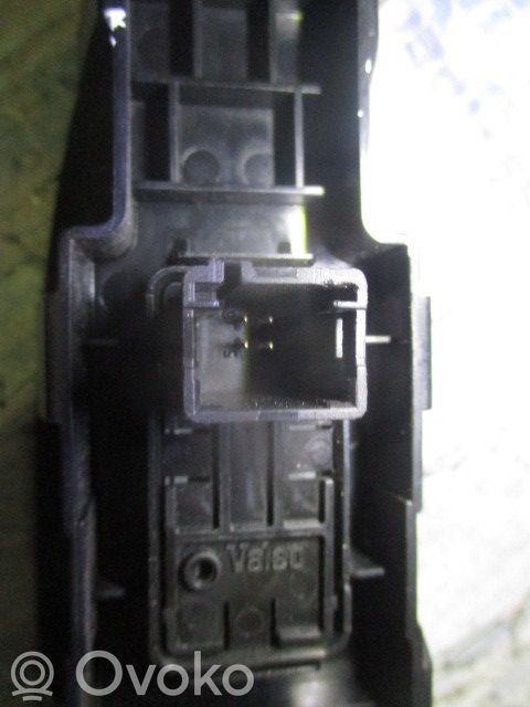 Electric window control switch   14996130,VIDROFRENTEDRT