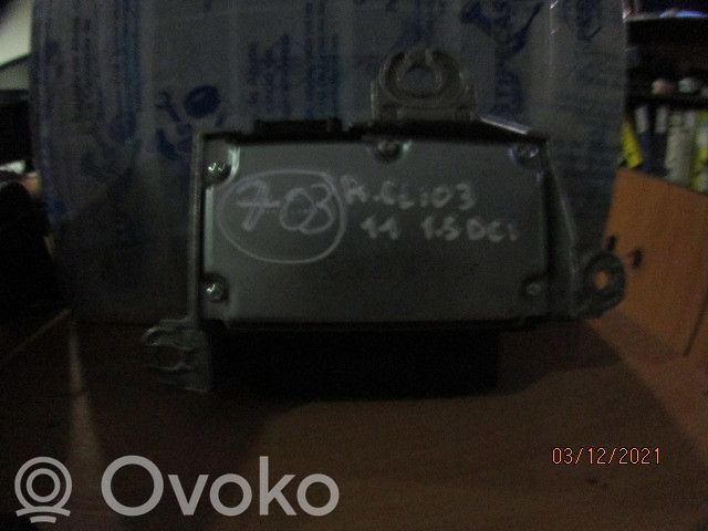Module de contrôle airbag   610796000