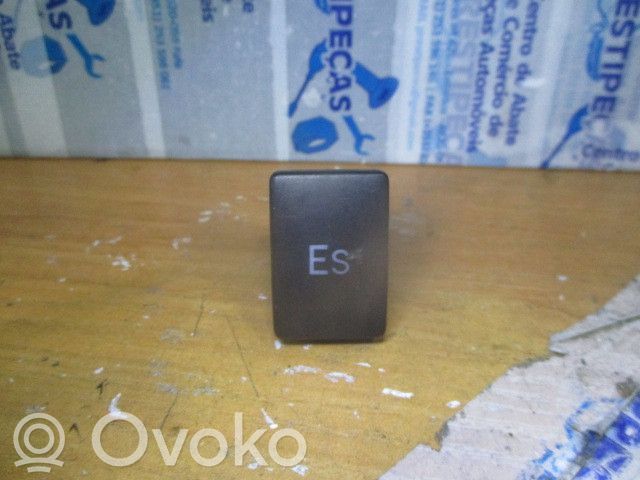 Toyota Yaris Multifunctional control switch/knob 