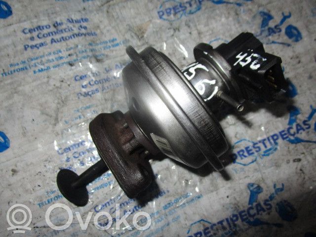 BMW 1 E81 E87 EGR valve 