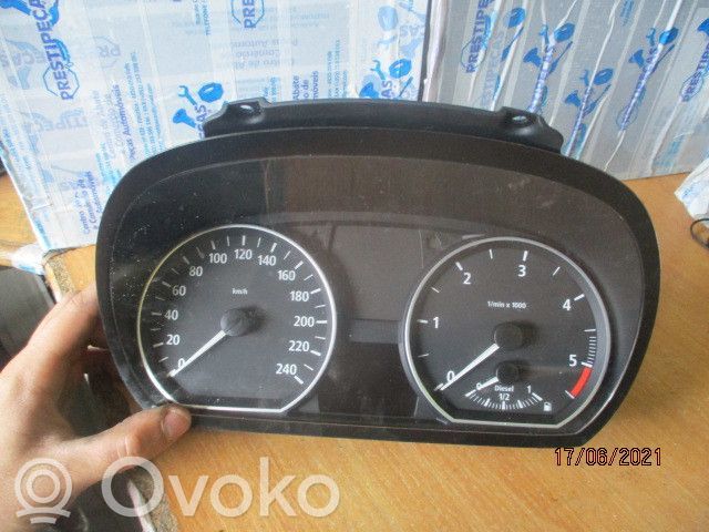 BMW 1 E81 E87 Nopeusmittari (mittaristo) 