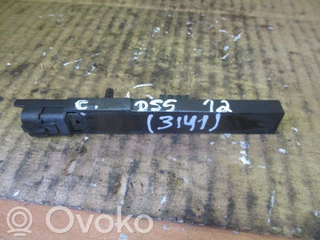 Antenas pastiprinātājs   9672409080,CHAVE