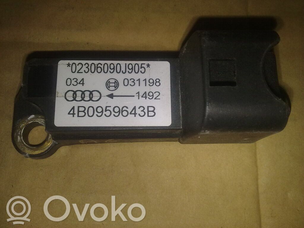Airbagsensor Crashsensor Drucksensor   4B0959643B