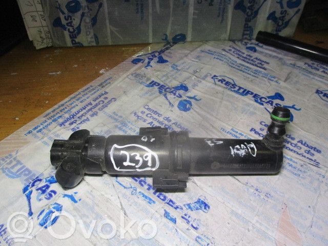 Windscreen/windshield washer pump   8P0955102B