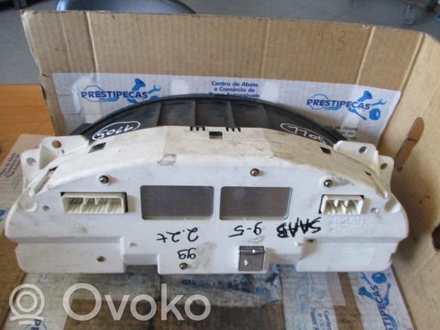 Speedometer (instrument cluster)   5035993,KM