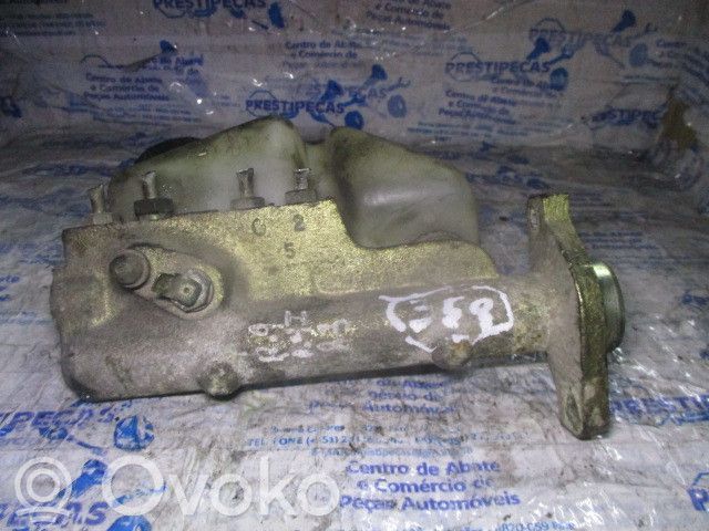 Hauptbremszylinder   BOMBTR359