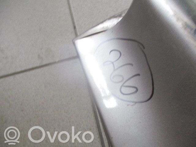 Schweller   4676870,DIREITA