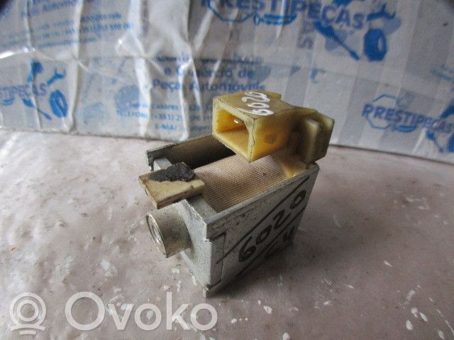 Mercedes-Benz CLK A209 C209 Comfort/convenience module 