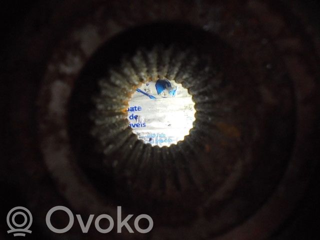 Nissan Primastar Etupyörän navan laakerikokoonpano 