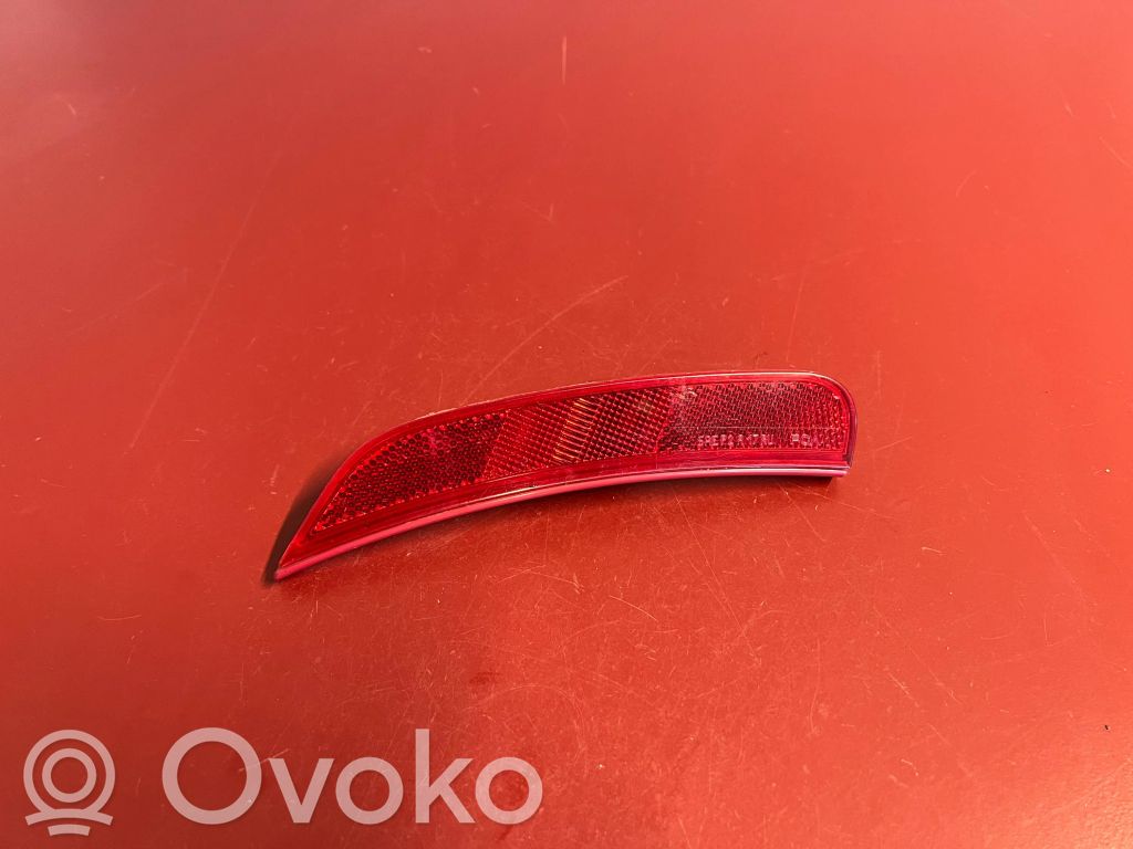 Chrysler Pacifica Reflektor Rückstrahler 
