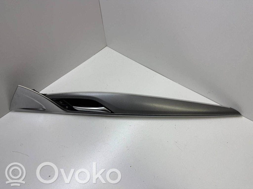 BMW 5 G30 G31 G38 Listwa drzwi przednich 