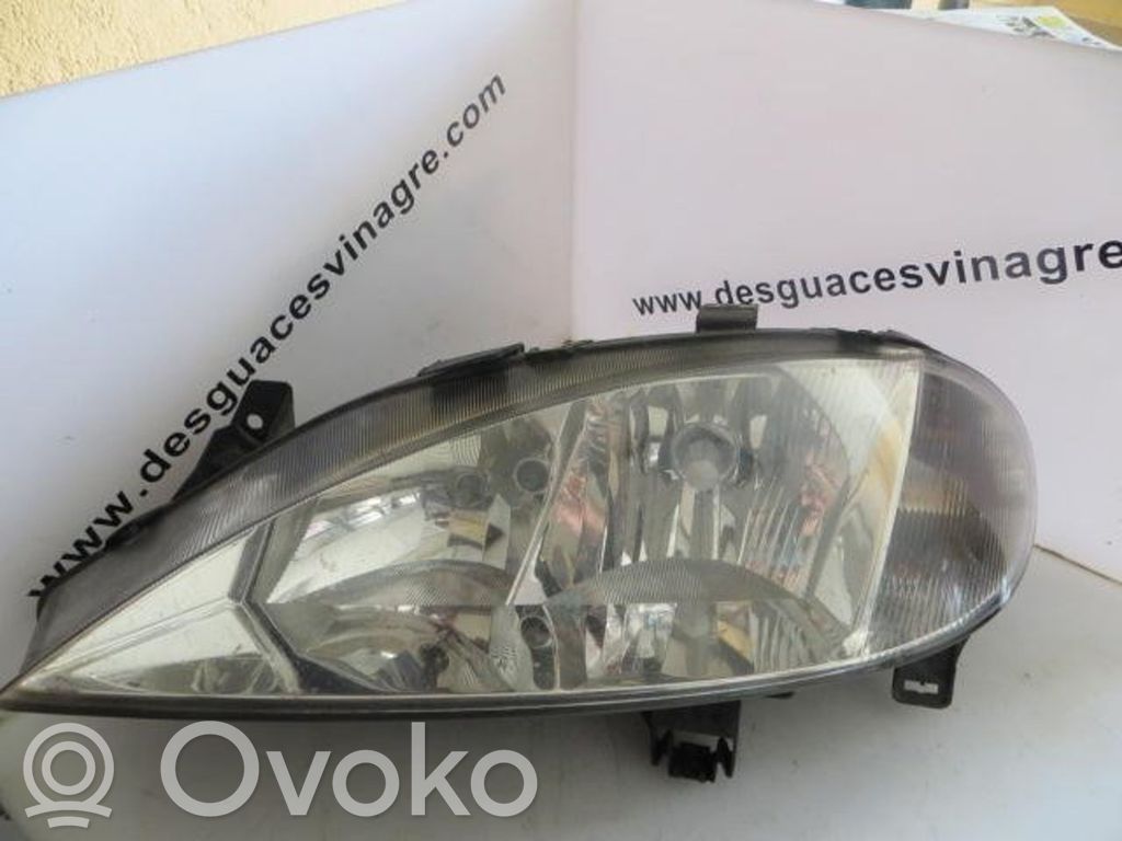 Renault Megane I Scheinwerfer 