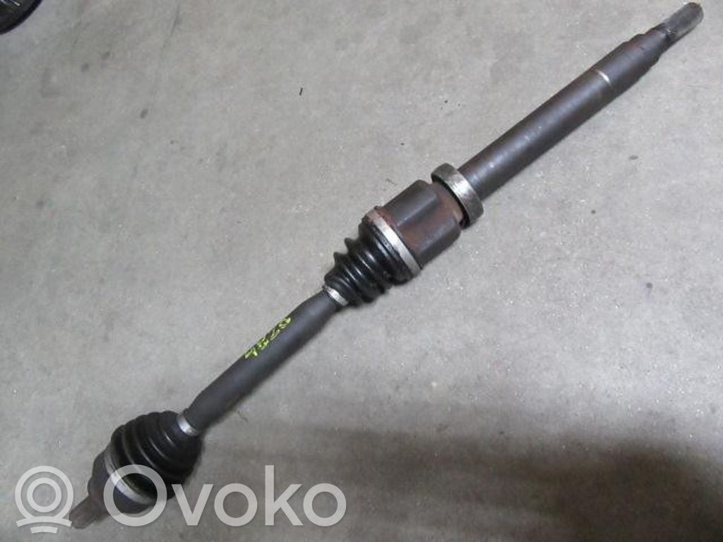 Ford Focus Priekinis pusašis 