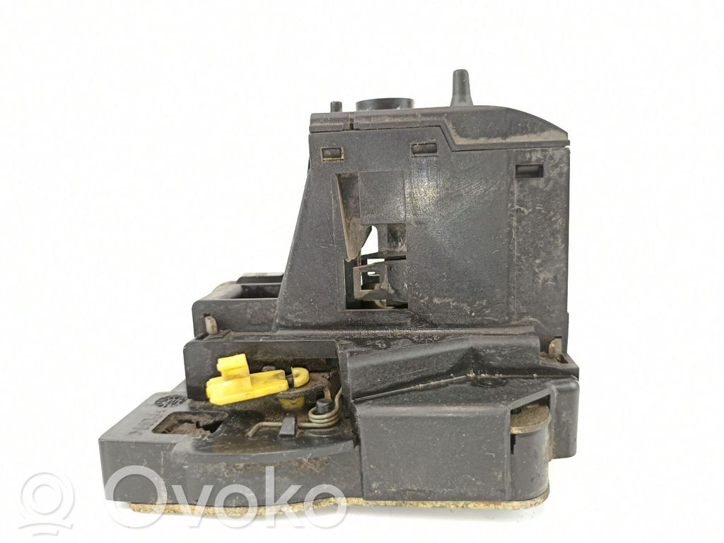 Renault Scenic I Rear door lock 