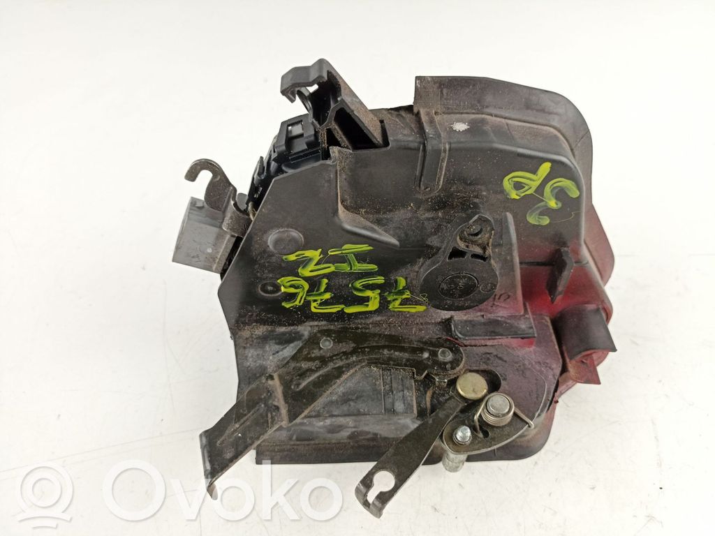 BMW 3 E46 Front door lock 