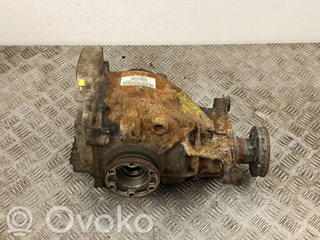 BMW X5 E53 Задний редуктор 