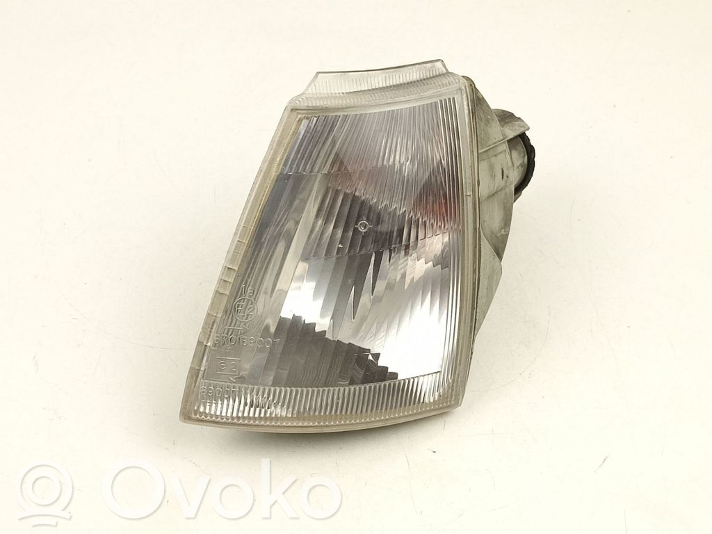Renault Clio I Front indicator light 