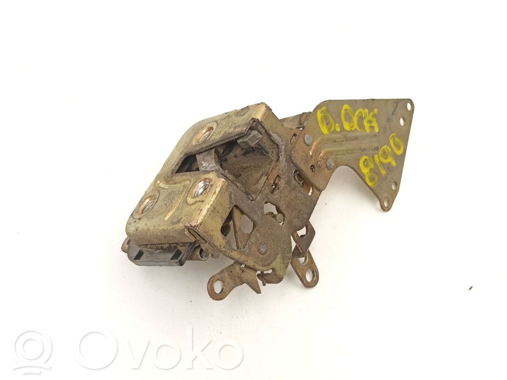 Volvo 440 Priekšpusē slēdzene 