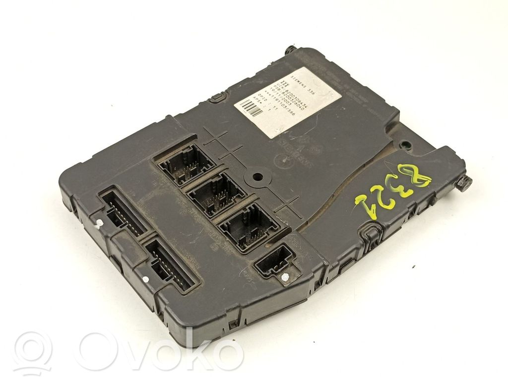 Renault Megane II Fuse module 