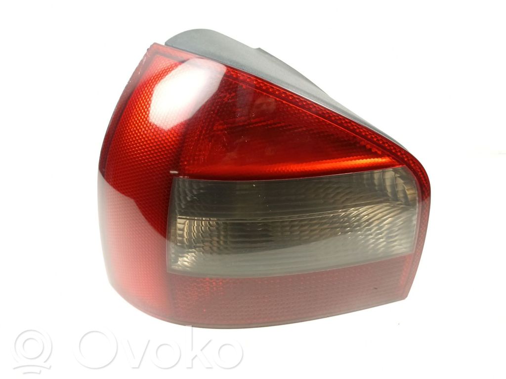 Takavalot   8L0945095B