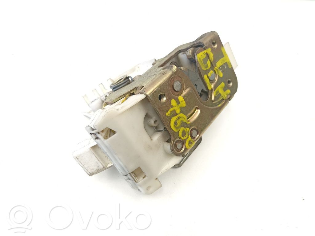 Ford Mondeo MK II Takaoven lukko 