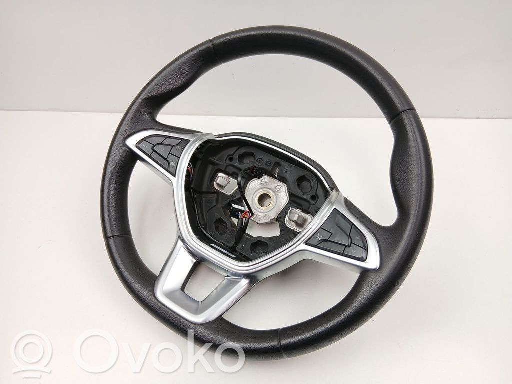 Steering wheel   484007251R