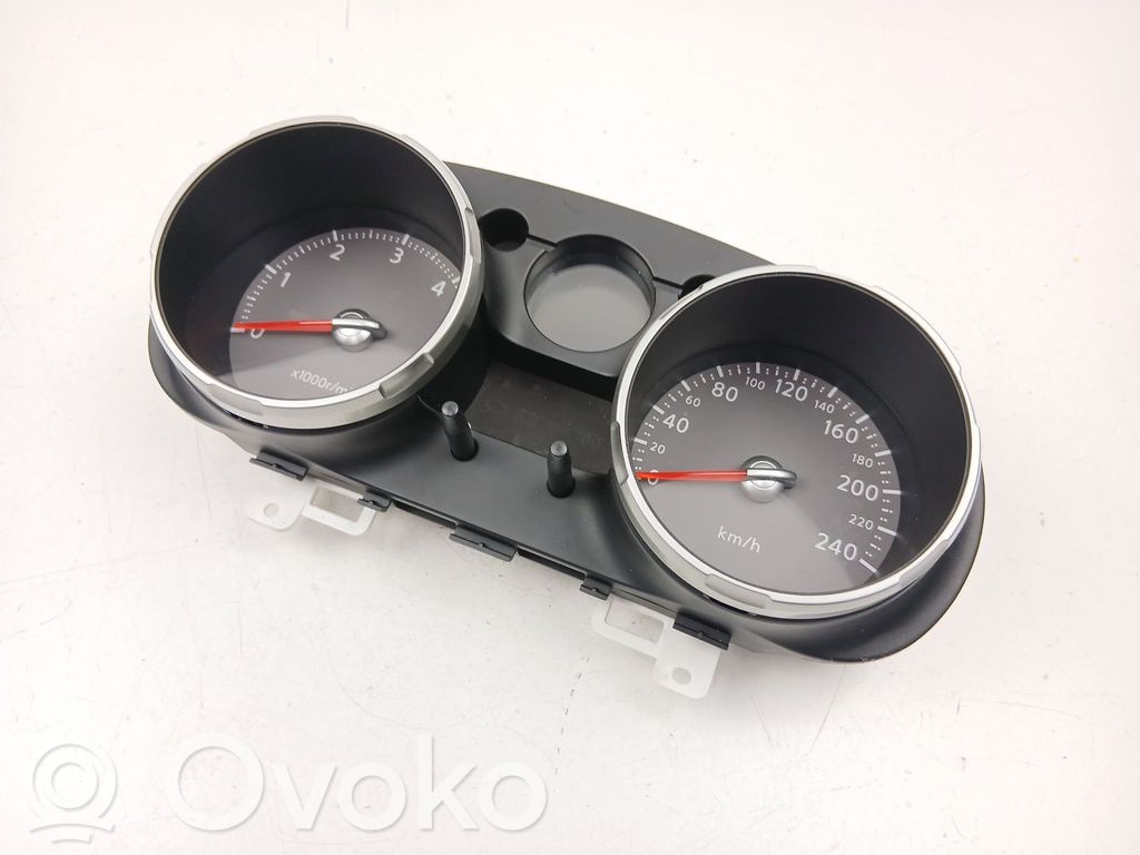 Nissan Qashqai+2 Vitezometru (grup de instrumente) 