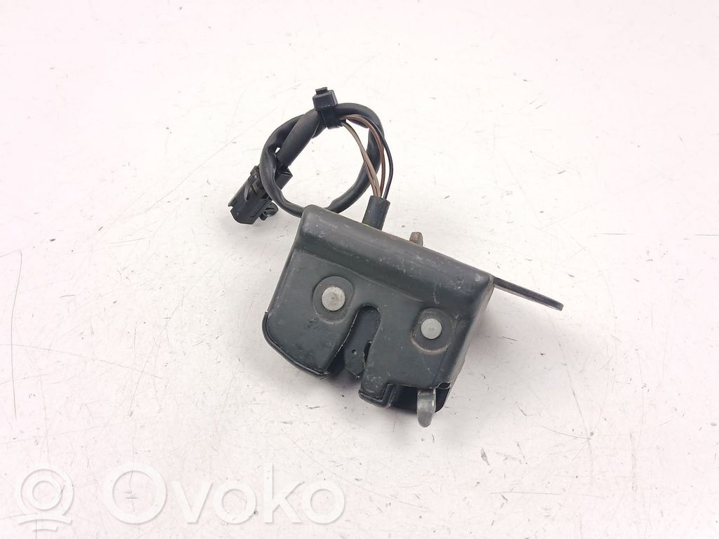 Fiat Punto (188) Tailgate lock latch 