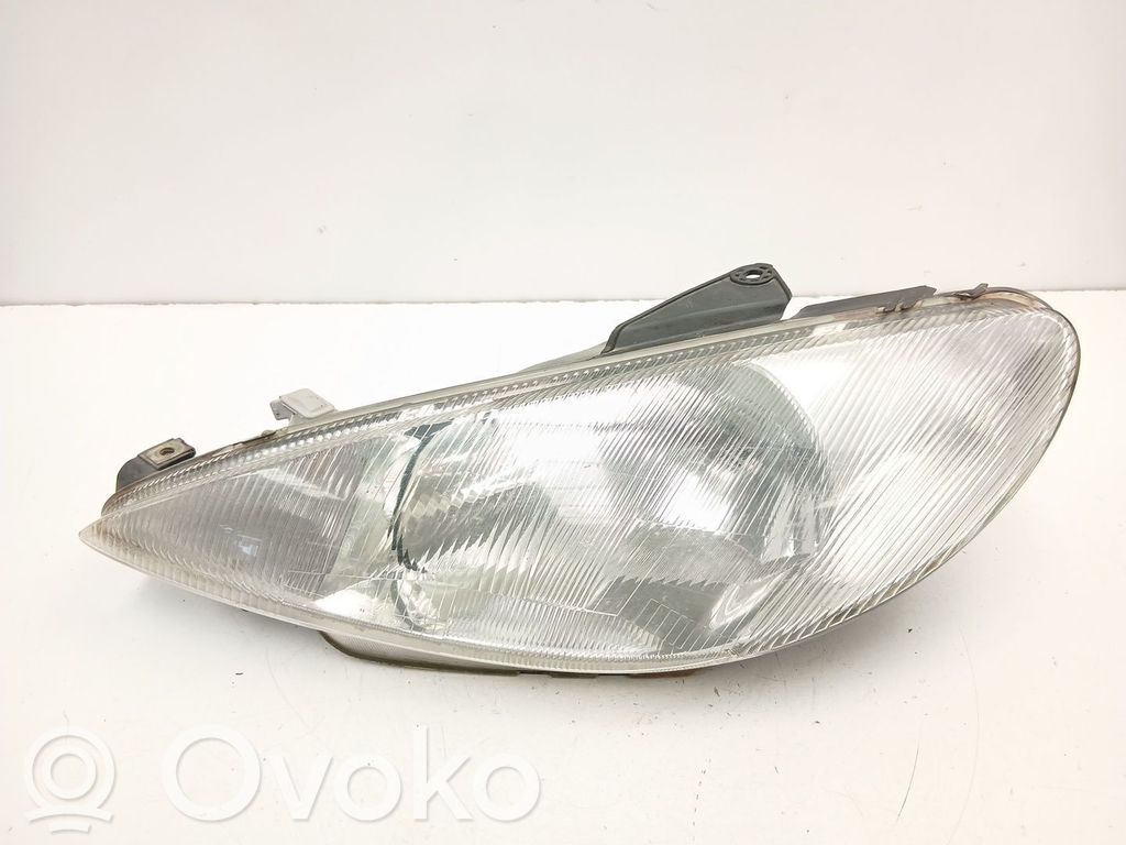 Peugeot 206 Headlight/headlamp 