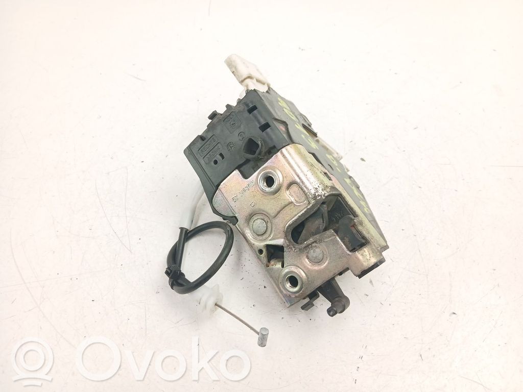 Zamek drzwi przednich   9136CK