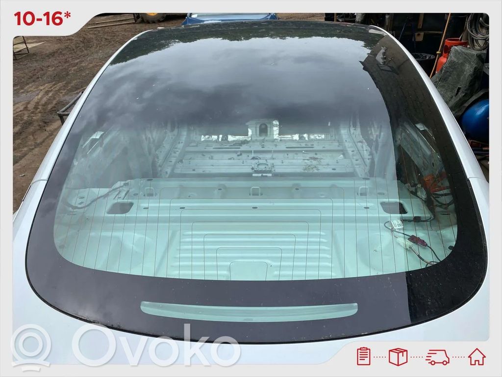 Tesla Model 3 Takalasi/takaikkuna 