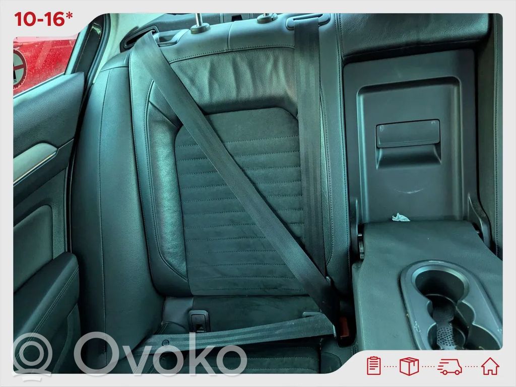 Volkswagen PASSAT B8 Takaistuimen turvavyö 