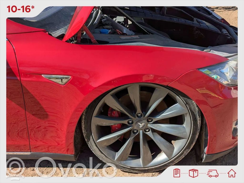 Tesla Model S Sparnas 