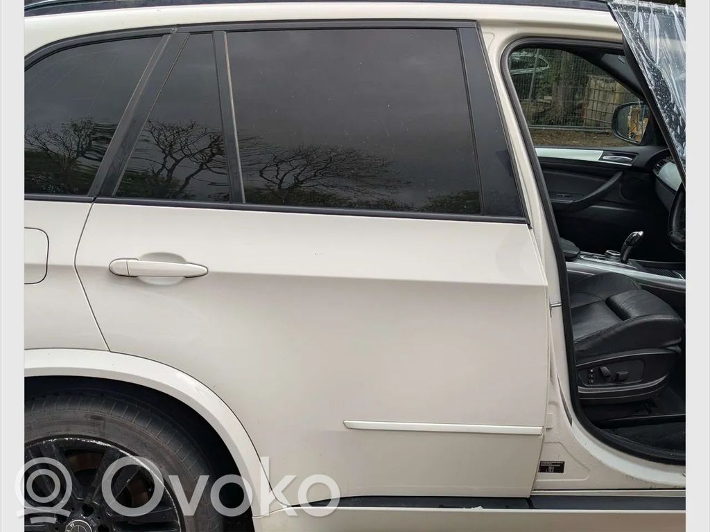 BMW X5 E70 Galinės durys 