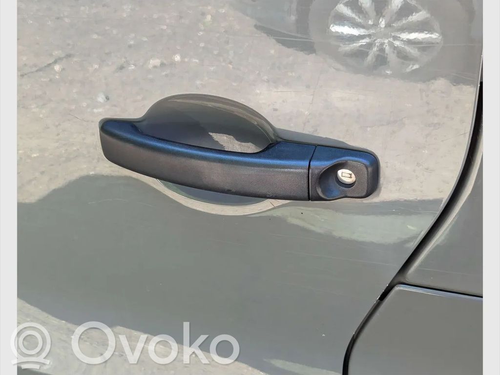 Opel Vivaro Ārējais atvēršanas rokturis 
