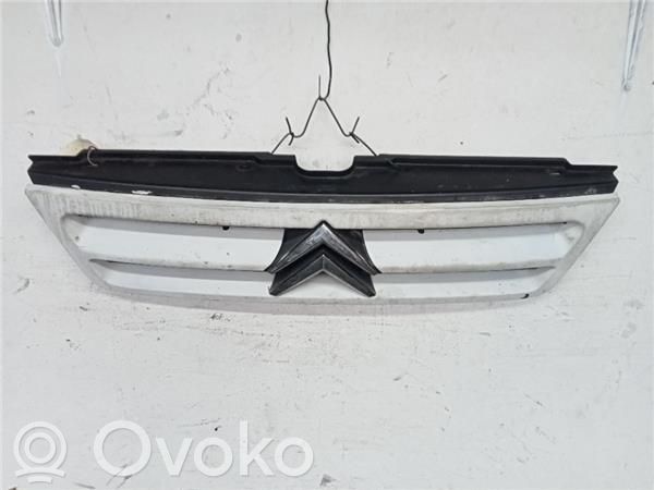 Citroen Jumper Etupuskurin ylempi jäähdytinsäleikkö 