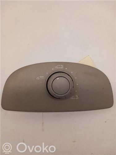 Interruptor del techo solar   8200462499