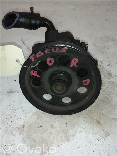 Ford Focus Ohjaustehostimen pumppu 