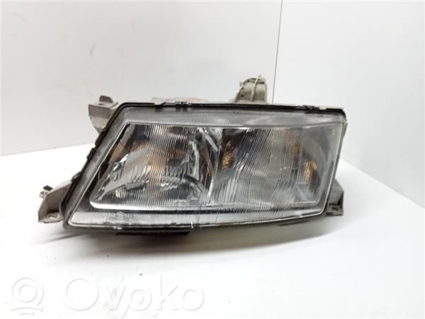 Headlight/headlamp   5284450