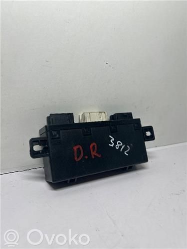 Unidad de control de puerta   61356904249